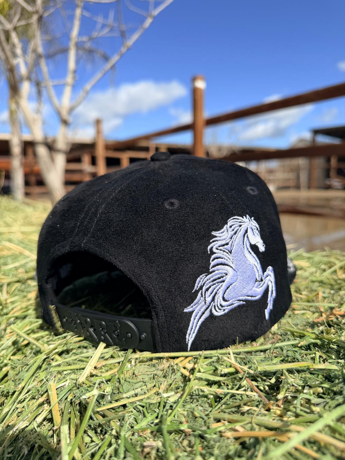 Black and White + 1 Entrada 🎟️