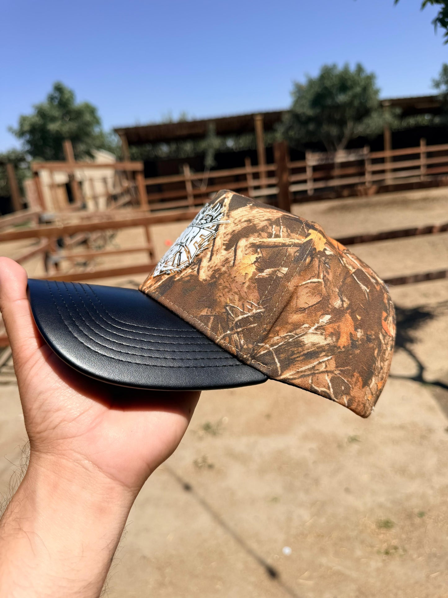 Arre Hunters + 1 Entrie 🎟️